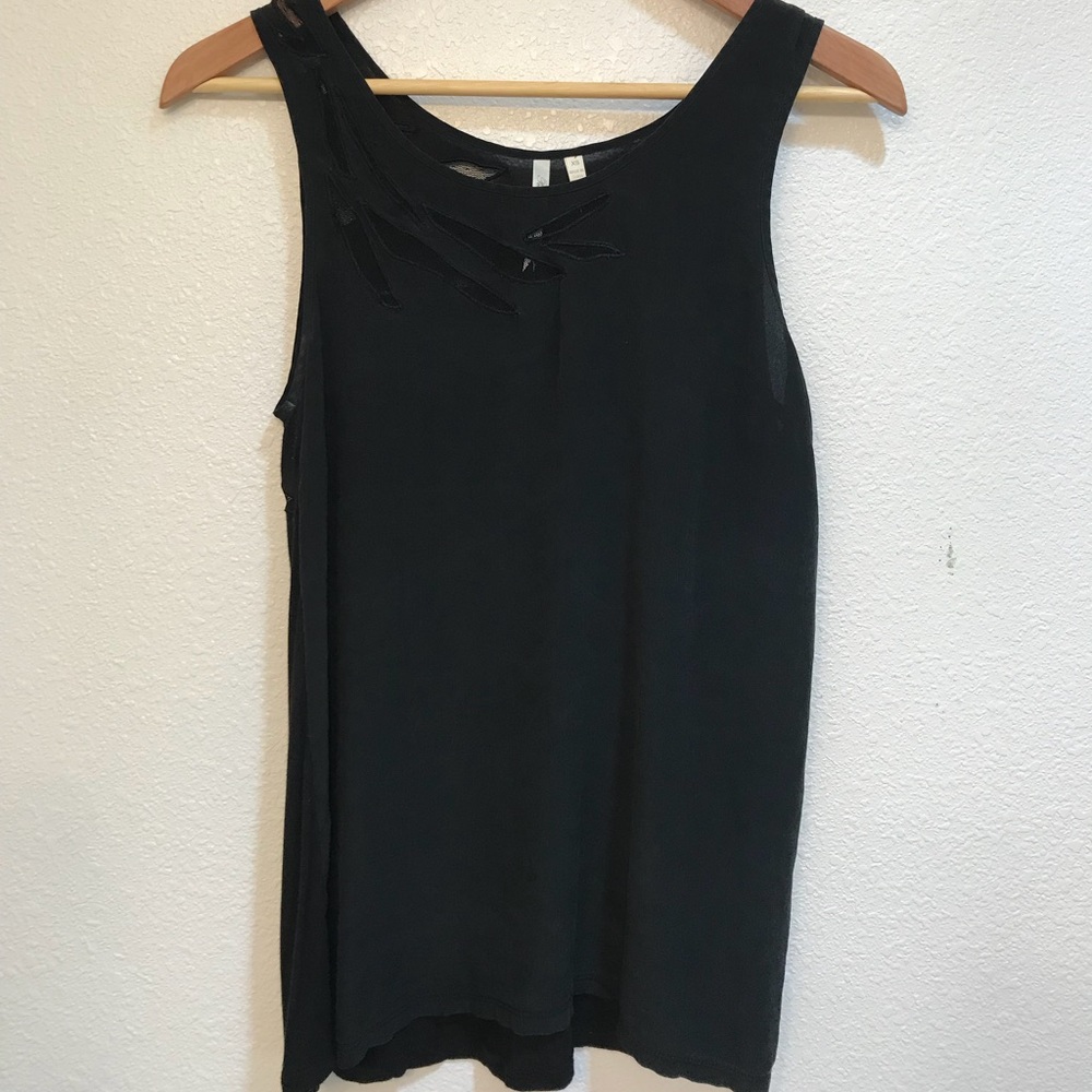 Black petticoat alley tank top